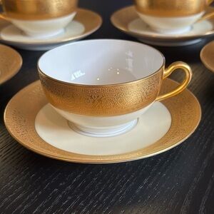 Vintage Paul Müller Selb Bavarian Tea Cups & Saucers (5)